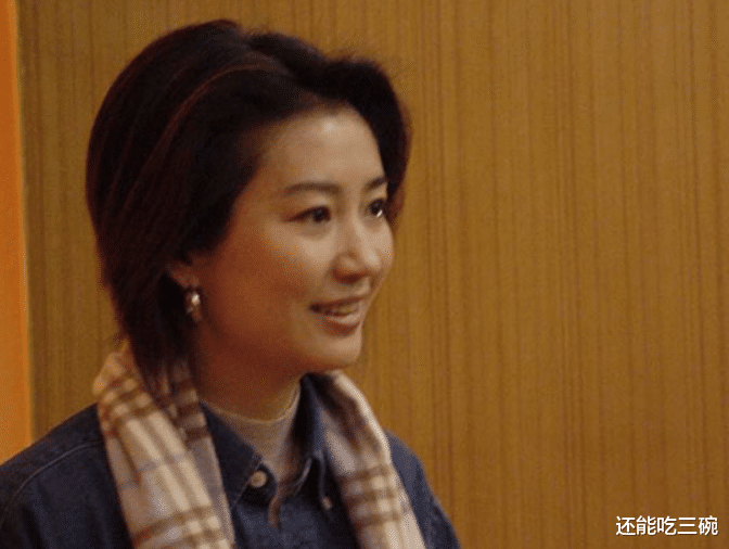 米家山|与潘虹离婚，恋上小21岁央视主持王小丫的米家山，如今怎样了？