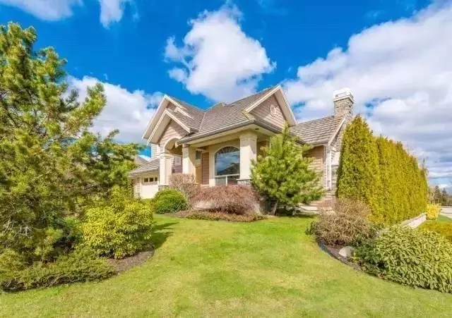 别墅与草坪，美翻了~