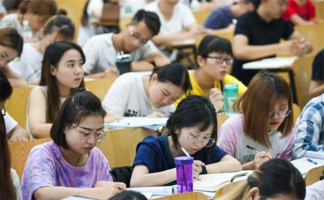 高校|本科和专升本同样是本科，区别有多大？网友：差别真不是一点半点