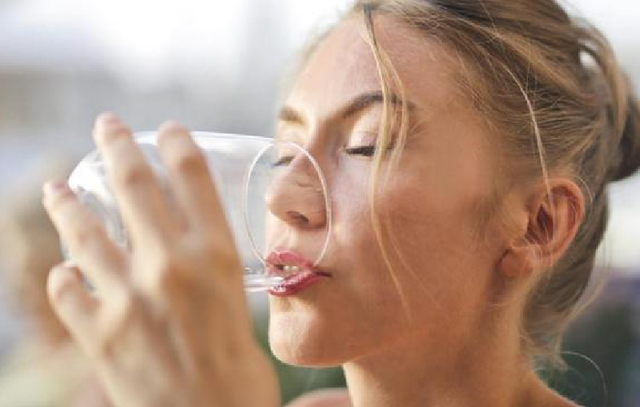 衰老|女性衰老“加速器”已公布,勤洗头排第2,第1很多姐妹难以启齿