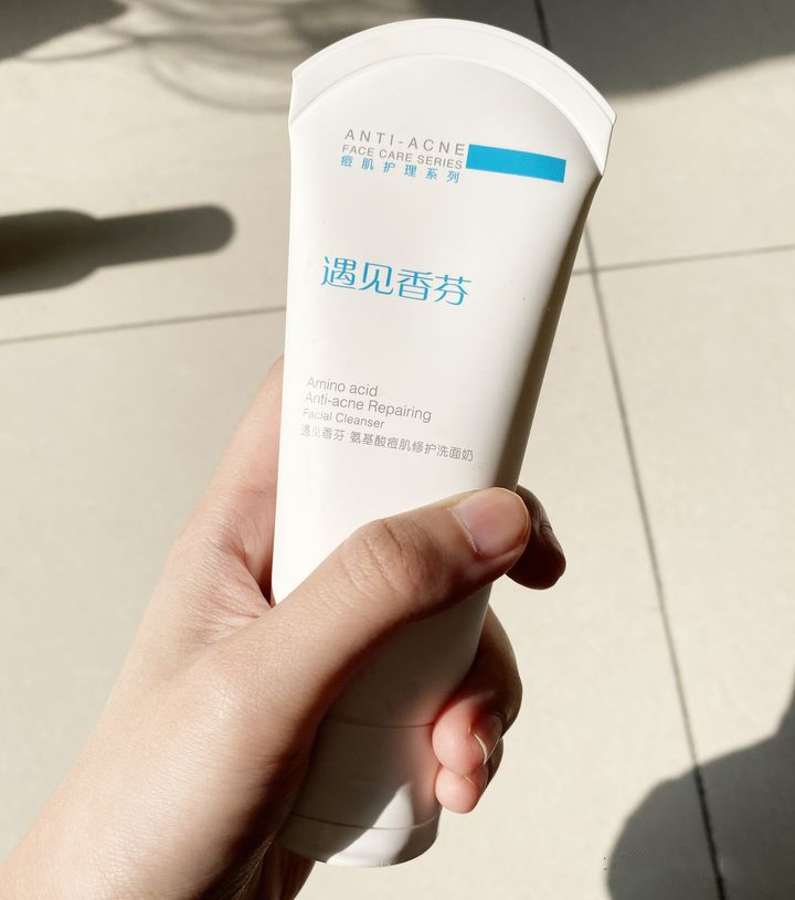 |被颜值“耽误”的5款宝藏护肤品,看着平平无奇,却是平价好用的