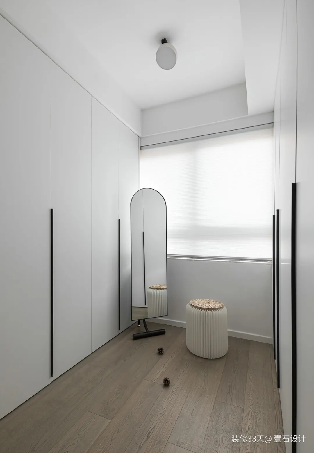 |餐厨一体,书房开放,126平现代简约三室