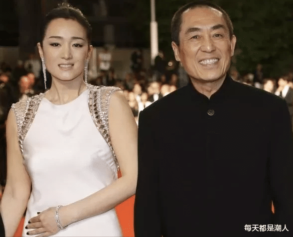 每天都是潮人|记者问张艺谋：你能交748万的超生罚款，那怎么会让母亲在西安独居十二年