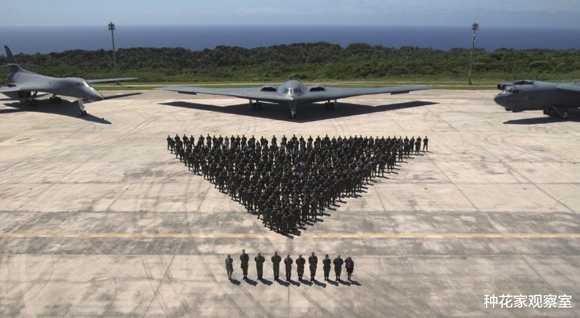 b-2轰炸机|2008年，一架B2轰炸机在关岛坠毁，众多来历不明之人收购残骸