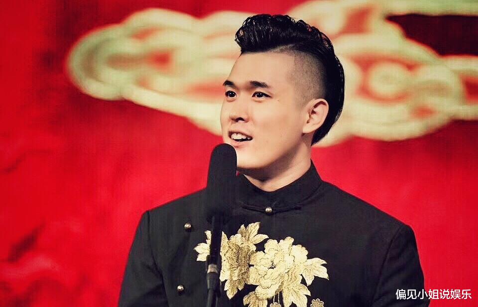 德云社|德云社演员遭遇疯狂粉丝，爱车被用胶水贴信，饭圈糟粕请远离相声