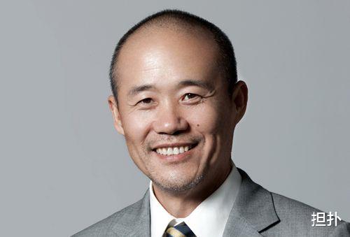 王石|看孙宏斌等人现状，才知王石高明，拿千万退休金跟田朴珺环游世界