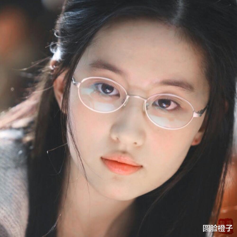 圆脸橙子|谁说只有双眼皮好看?这5位女演员告诉你,内双更耐看、更有味道