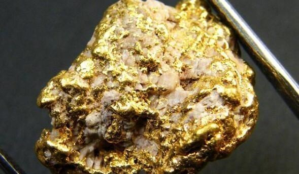 地球有60萬億噸黃金儲量，平均每人能分9千噸，為何還賣那麼貴？-圖3