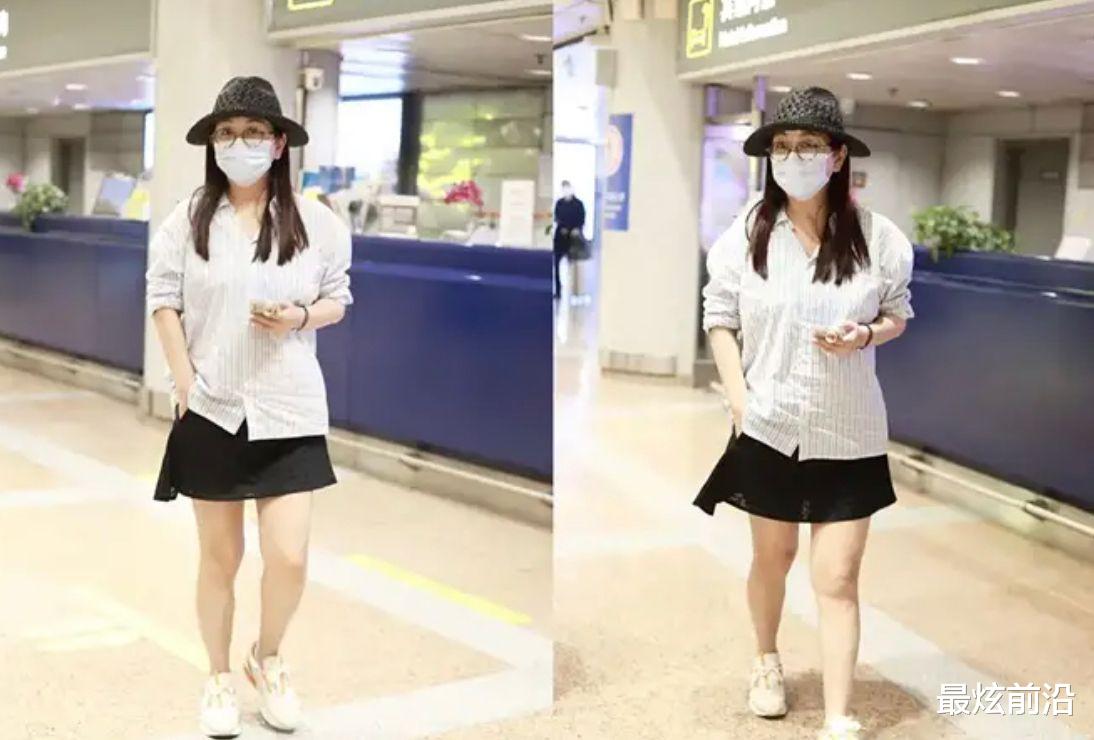 最炫前沿 陈松伶也逃不过中年发福，条纹衫配蕾丝裙难掩臃肿，还好气质撑住