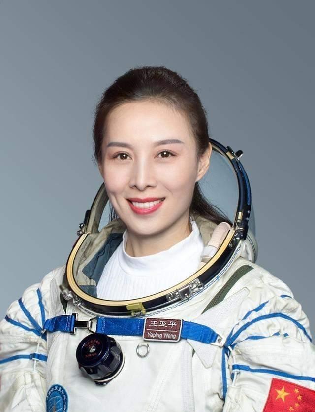 航天员 神舟十三号10月16日发射，三名航天员确定，女航天员怎么解决经期