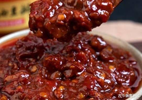 调料|卫生组织公布：这3种调料是“升脂高手”，若常吃堪比喝油，尽早戒