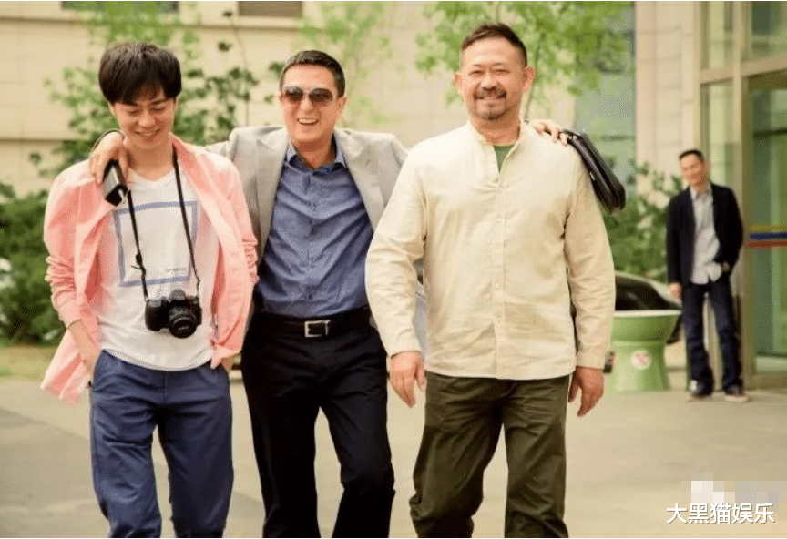 张鲁一|演员扮嫩有多毁口碑？黄晓明被喷成“筛子”，张鲁一跌落神坛