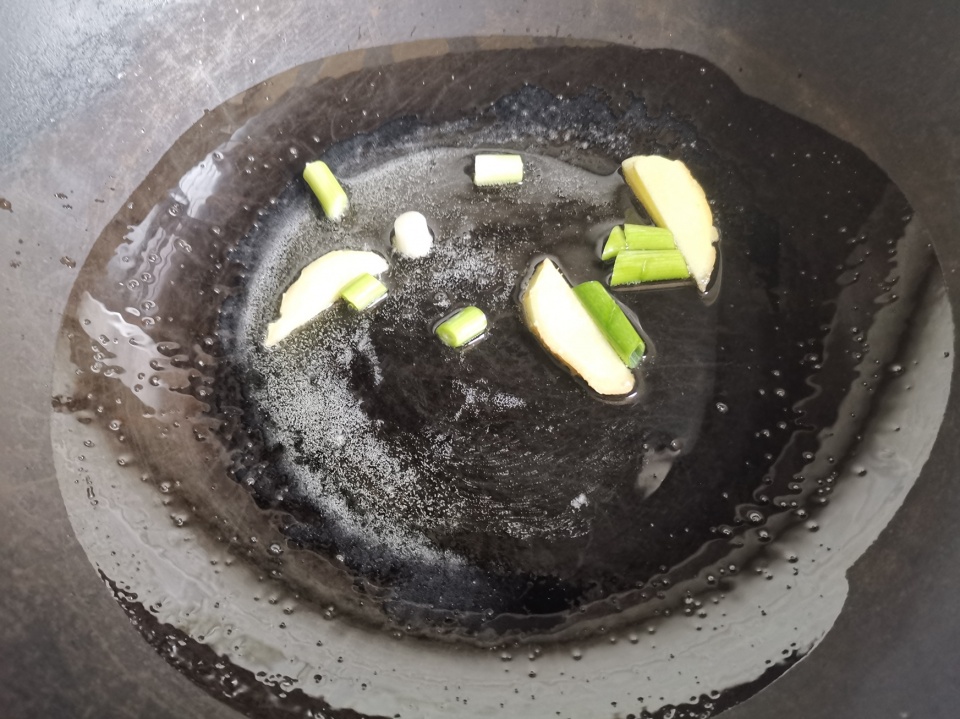 丝瓜|夏天，这“美容菜”要多吃，排毒润肠一身轻松，皮肤水嫩无斑点