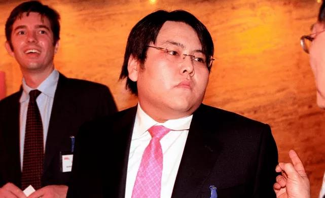 家居设计小居居|车晓前夫被悬赏2100万，曾花5千万娶女明星的他，为何沦为老赖