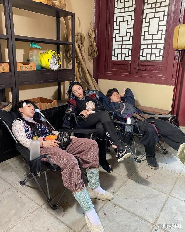 周嘉洛|笑谈绯闻却意外暴露亲昵关系，TVB力捧小生不愿放弃事业投入恋爱