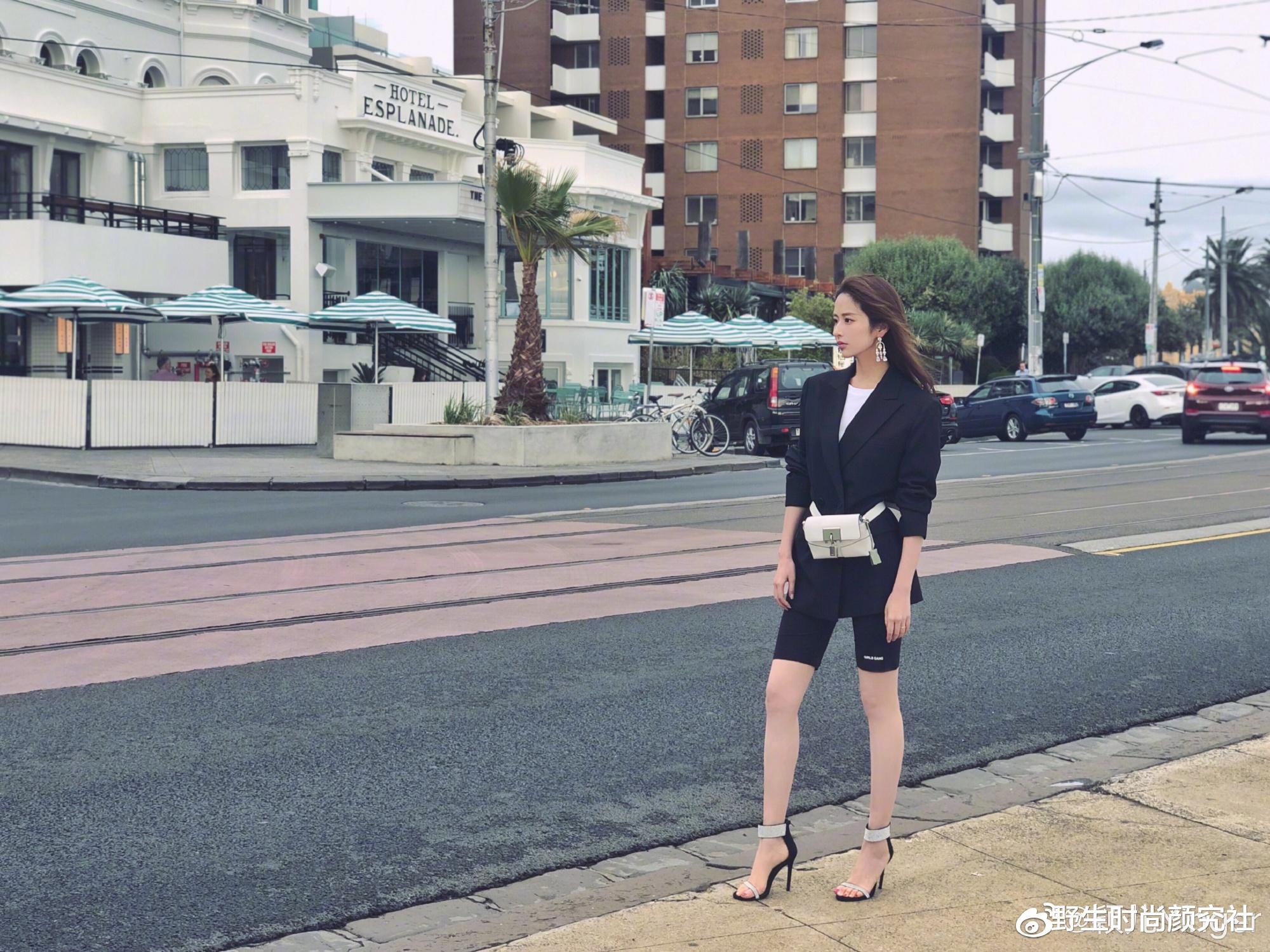 野生时尚颜究社|当初笑她胖的声音铺天盖地，如今33岁的她来“打脸”了！