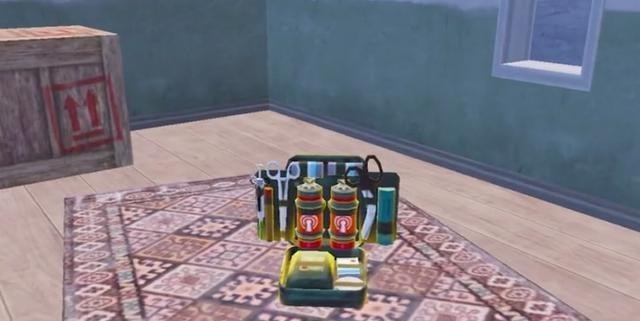 百娱星谈 和平精英：假如背包满了，最应该扔掉的4件道具，首先排除子弹