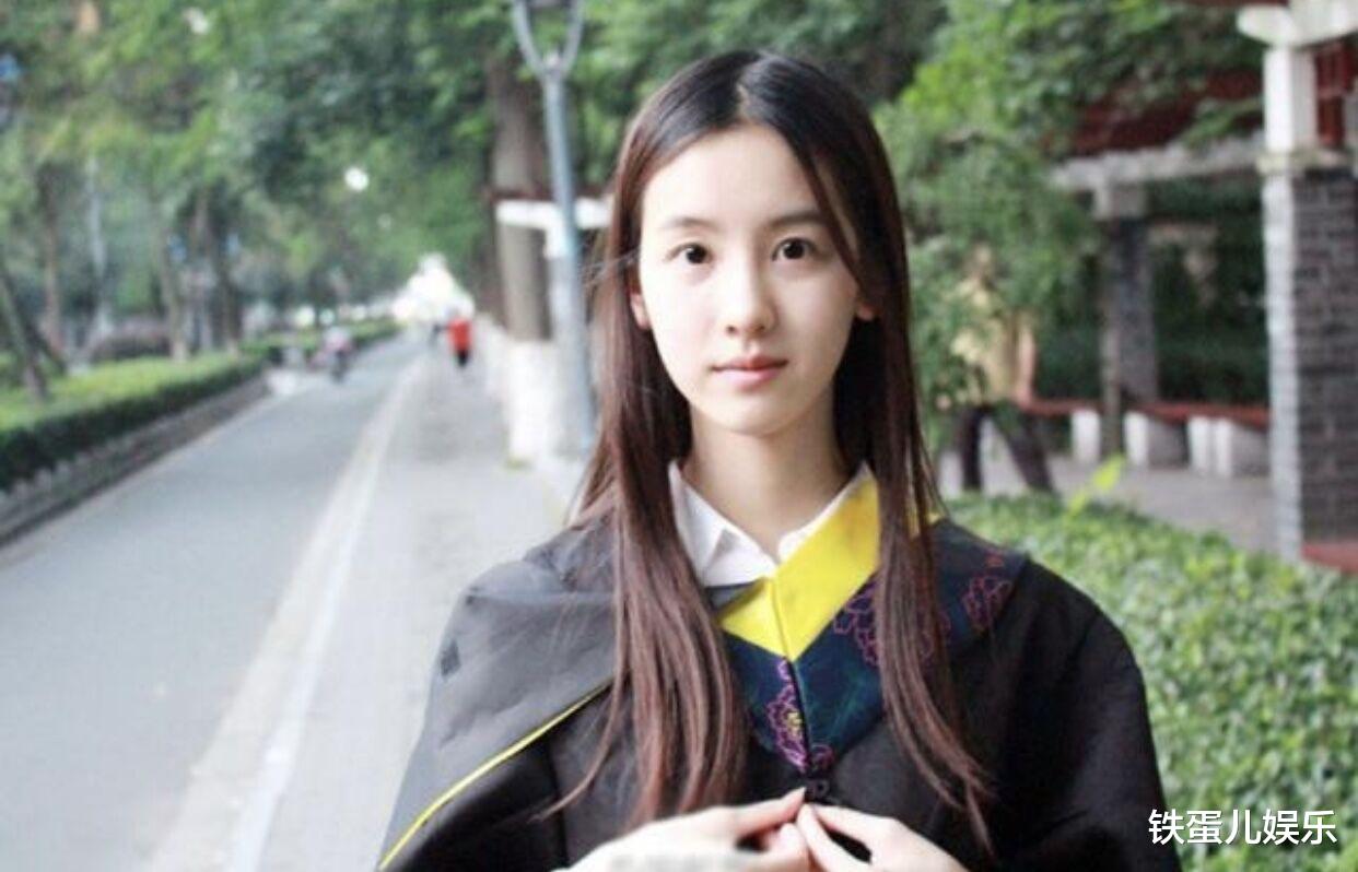 明星|那些刚出道时很美，但很快长残了的女明星们