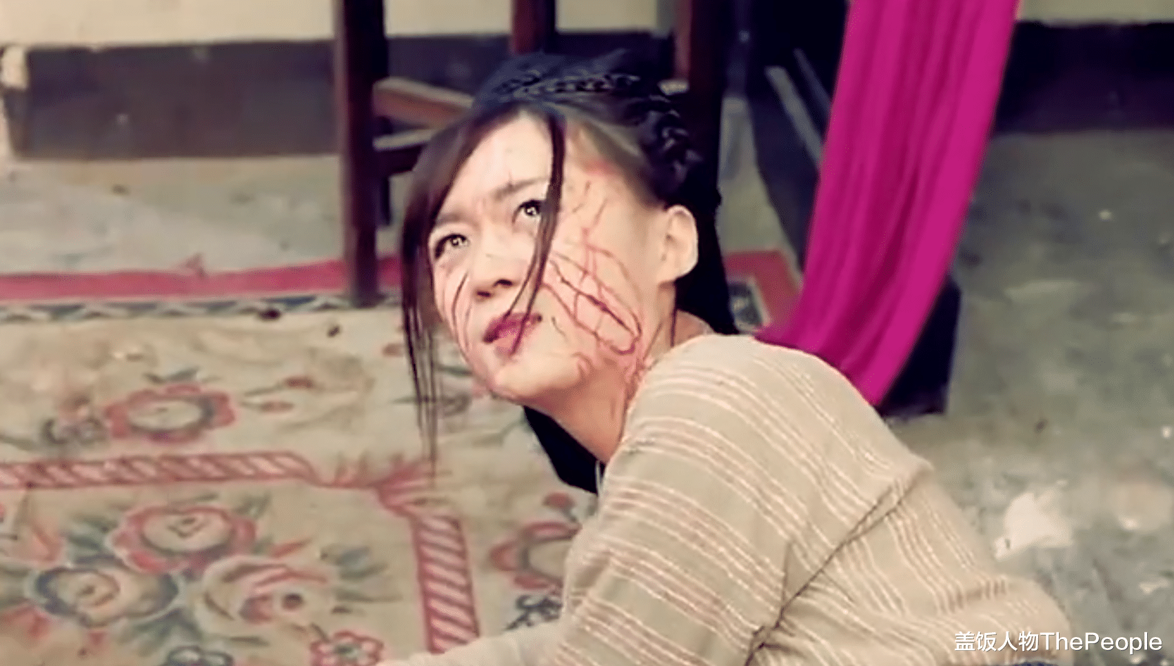 毁容|国产剧毁容还能更离谱？有人热油浇脸不起泡，有人脸被烫熟反变帅