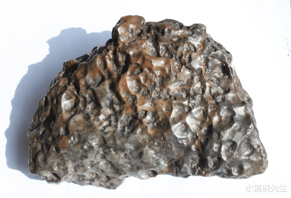 陨石 每克价值2万，你扔掉了一栋房子！太空陨石，比钻石还值钱？