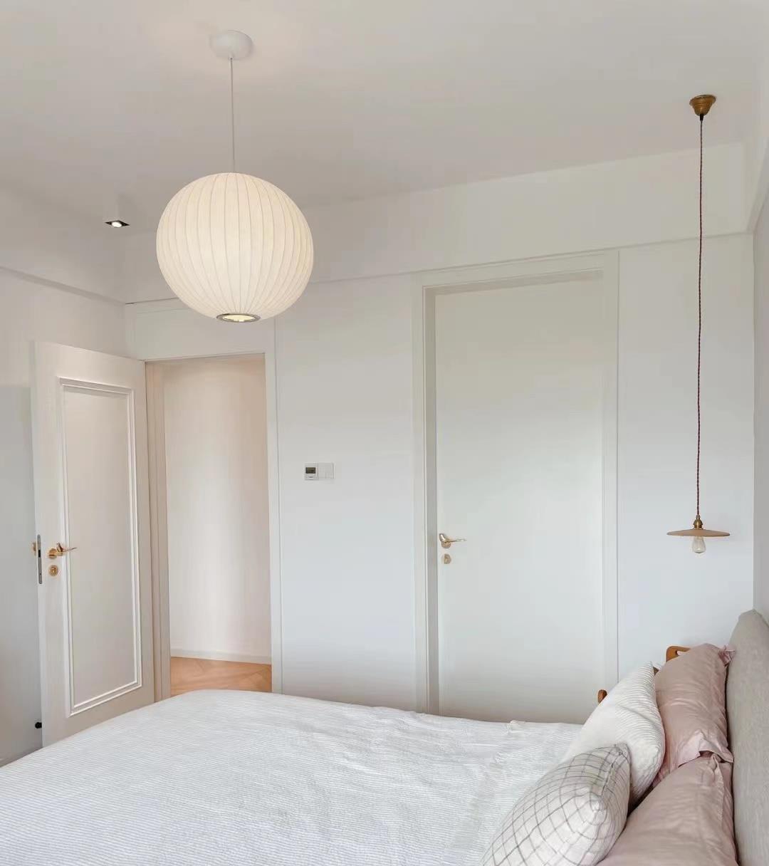 98㎡原木风新居，大白墙搭配原木家具，朋友来家做客都说像大平层