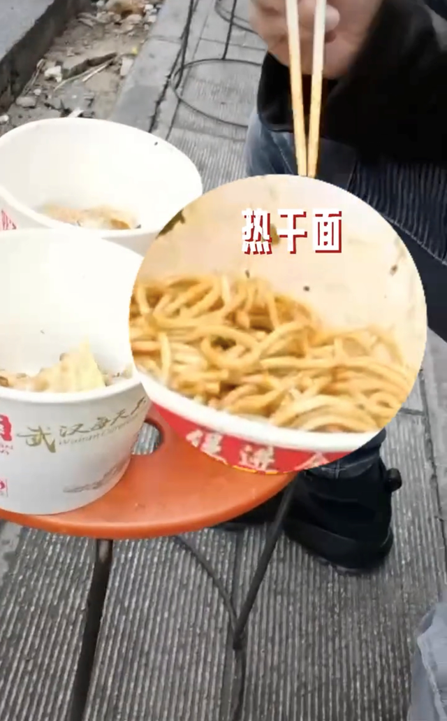 伊能静|众星迎新年！谢霆锋路边吃早餐，伊能静晒全家福，田震海外送祝福