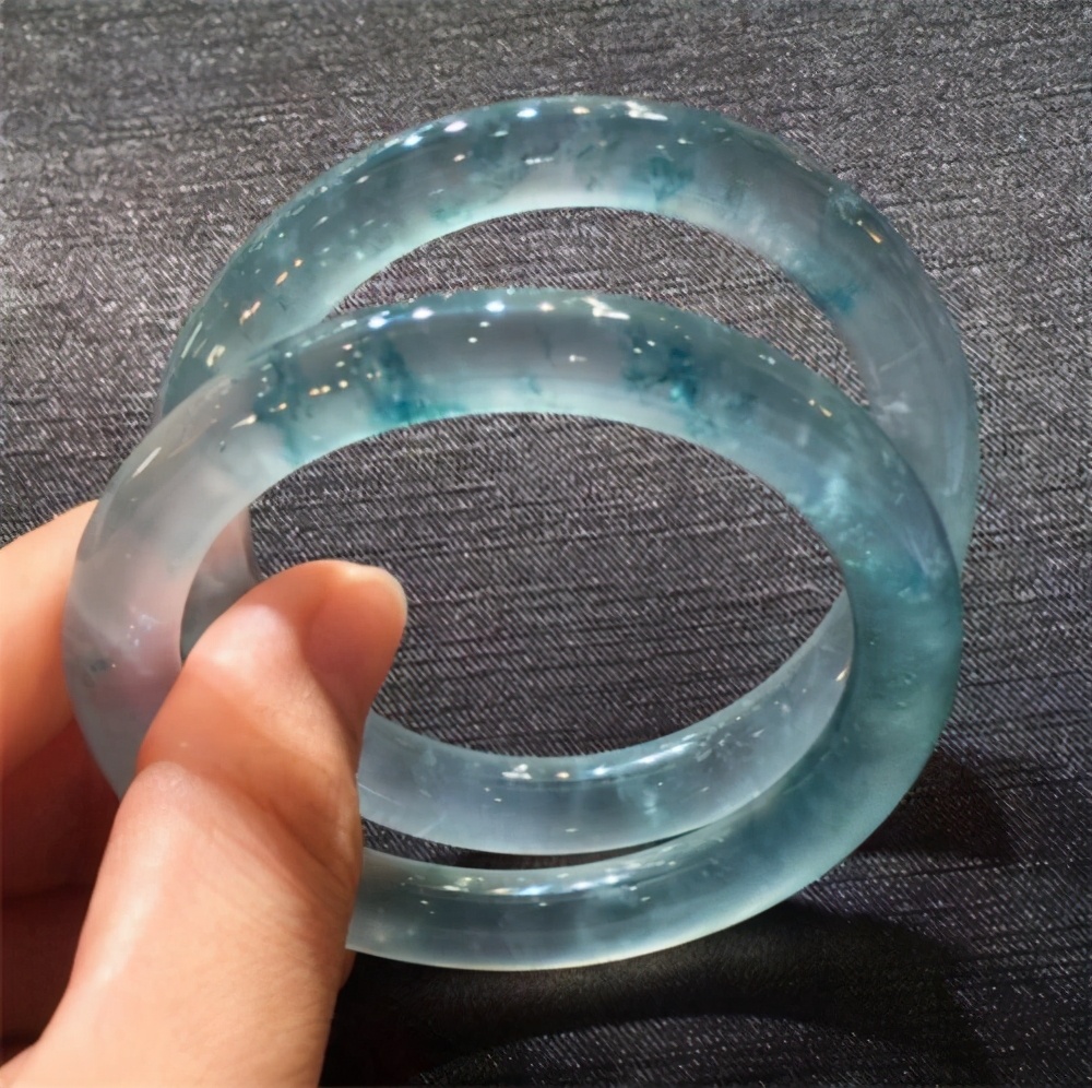 |翡翠的飘花飘色各有深意,不同位置还不许乱用,你能分得清吗?