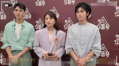 刘涛|同是与刘涛合照，龚俊张哲瀚“拔地而起”，而檀健次身高很真实