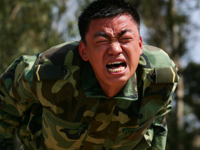 许三多|士兵突击：史今带兵能力强，又深得连长高城喜欢，为何最后转业