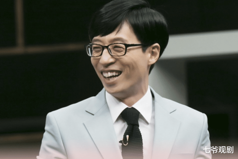 刘在石|模范刘在石再添模范事迹，清晨下围棋，勤练腹肌要做主持界玄彬？