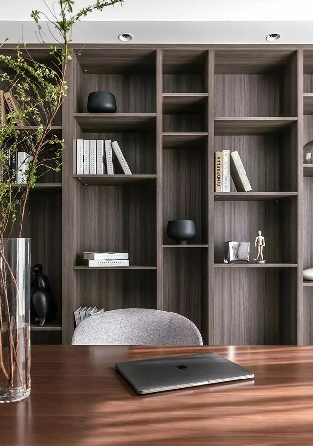 262㎡现代简约大平层，简洁纯粹的空间，生活从容自然