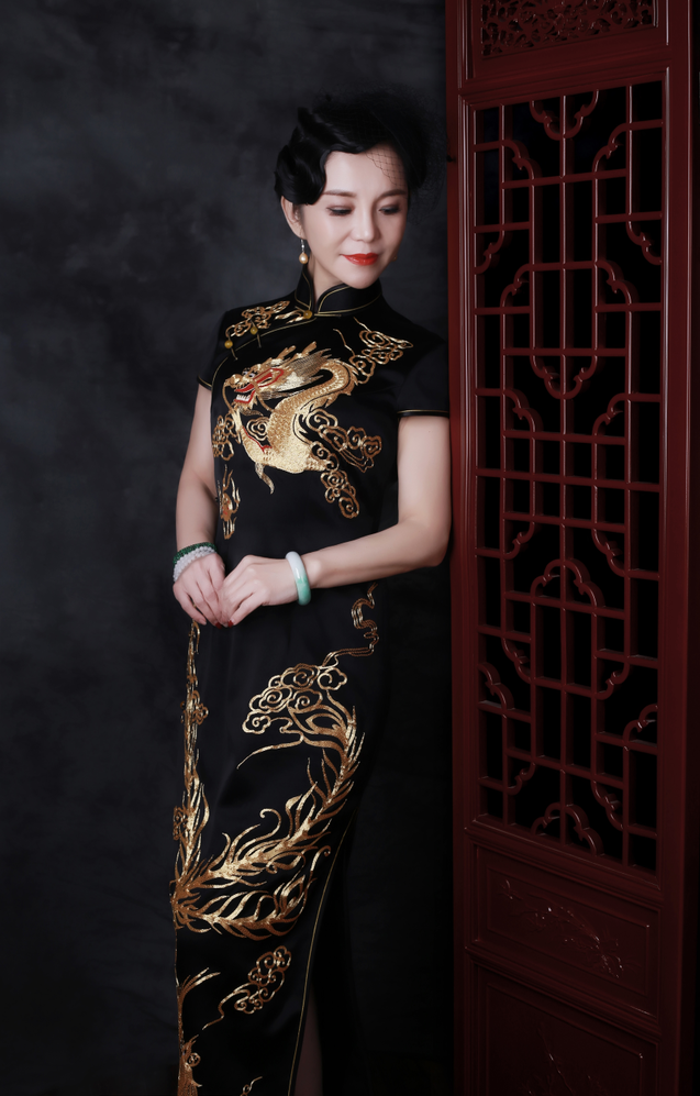 翠萍金扣子|济南旗袍|金扣子 华贵绽放