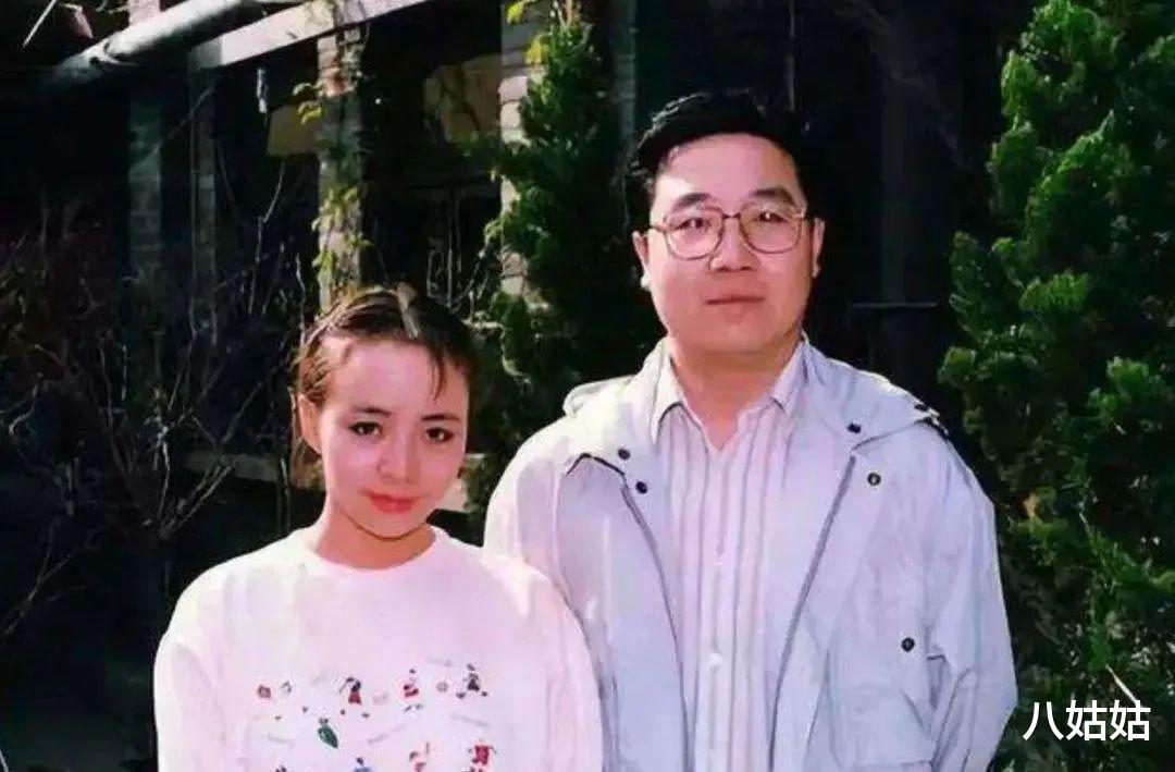 宋丹丹|英达抛弃宋丹丹，英宁抛弃赵明明，英家的两位前儿媳，如今怎样了