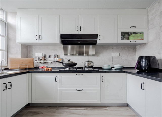 100平现代风三居室,褪去一身疲惫,拥抱心灵最深处的柔软