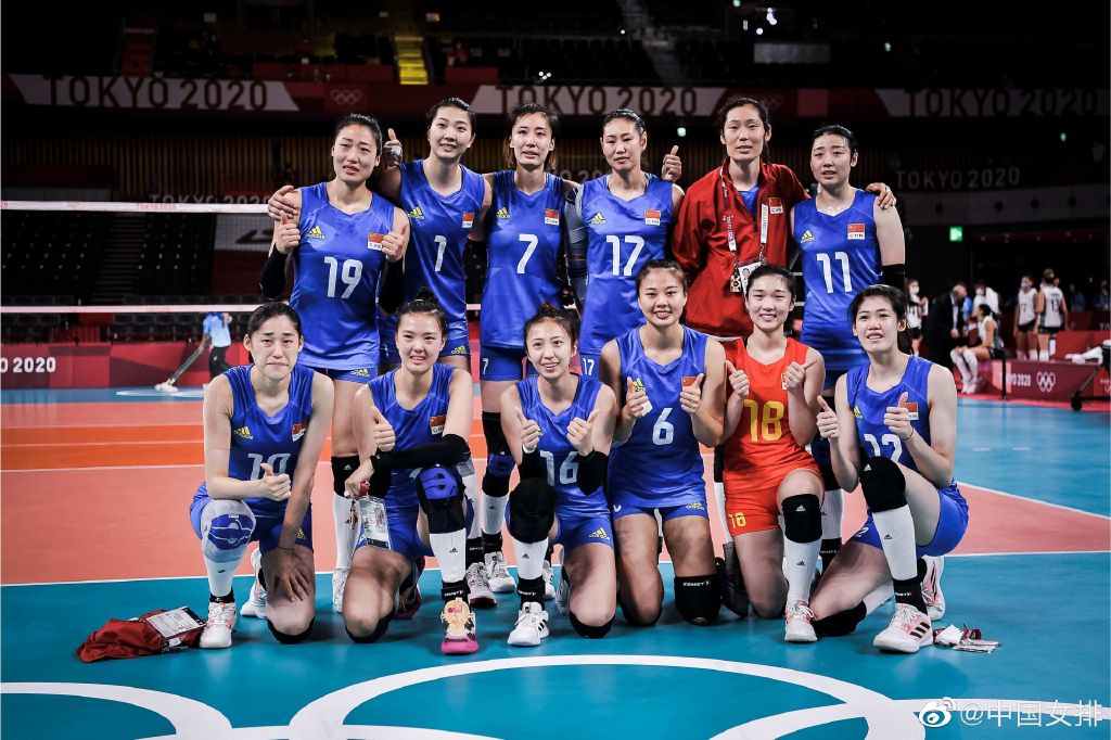 美國隊|天壤之別！美國女排集體出海游玩慶奧運(yùn)奪金，中國女排隔離齊噤聲