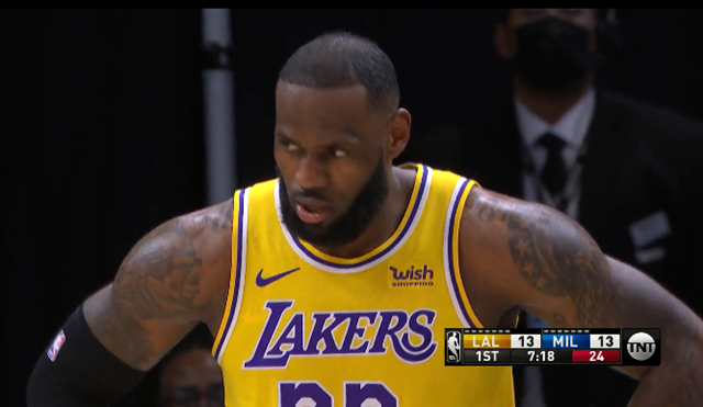 勒布朗·詹姆斯|全部拉开！字母哥背打詹姆斯！结果草率了：人顶动了，球却不见了