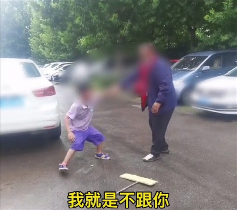 爸妈盒子|山东一夫妻离异,孩子跟父亲生活,儿子哭着说:我要妈妈