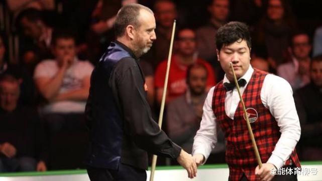 世錦賽|中國名將4-1橫掃沖冠，3屆世錦賽冠軍錯(cuò)失好局，3-4遭小司機(jī)逆轉(zhuǎn)