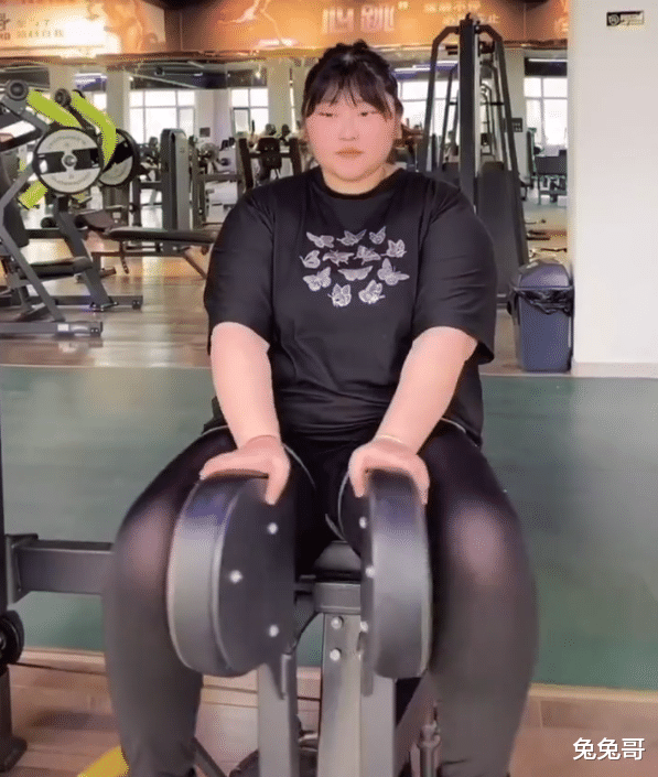 朱之文|农民歌手大衣哥女儿近况曝光,自曝体重230斤,已开始减肥