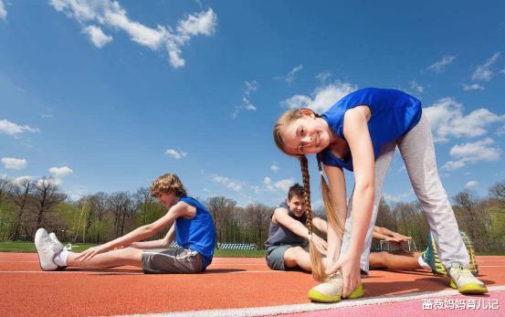 蔷薇妈妈育儿记|这3种食物父母尽量不要给孩子吃， 可能对孩子的消化有影响