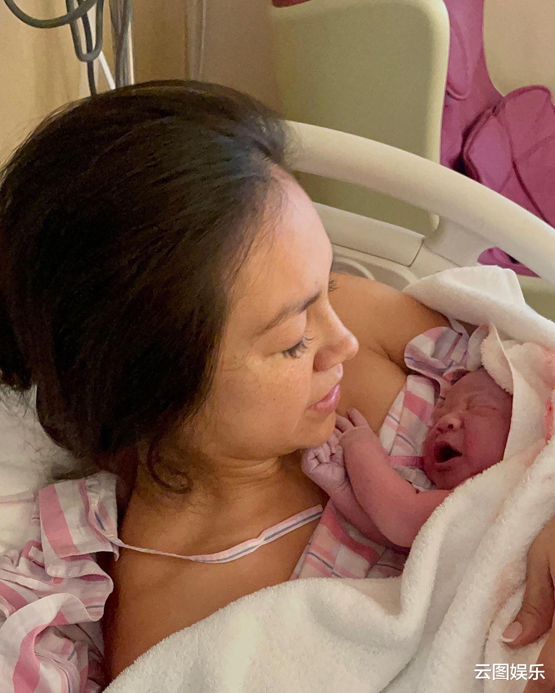 王力宏|恭喜！王力宏前女友宣布二胎产女，嫁印度老公7年儿女双全太幸福