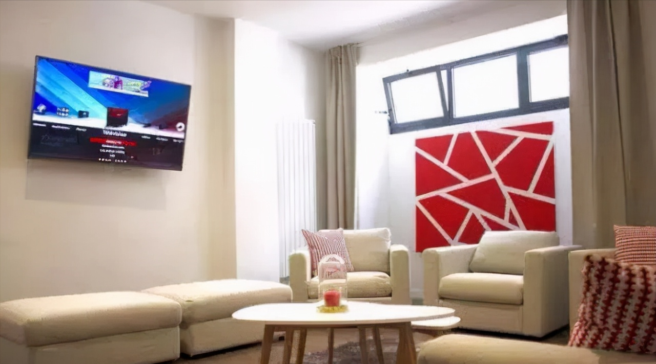 去朋友家做客,一进门就被客厅唬到了,厨房更是头一次见!