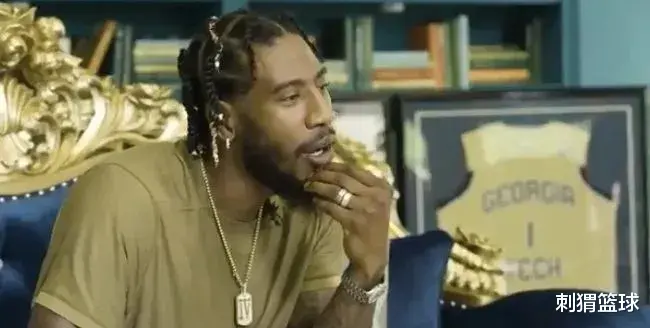 李鐵|老詹都愛！無球可打的他，成了NBA第一人！ ?