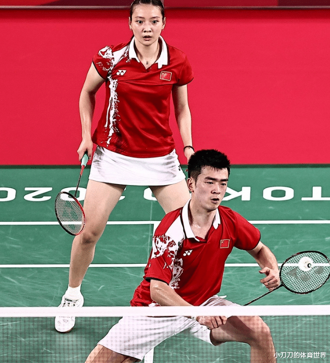 德比|太殘忍！羽毛球女單半決賽上演中國德比，這本應(yīng)是最后的劇情