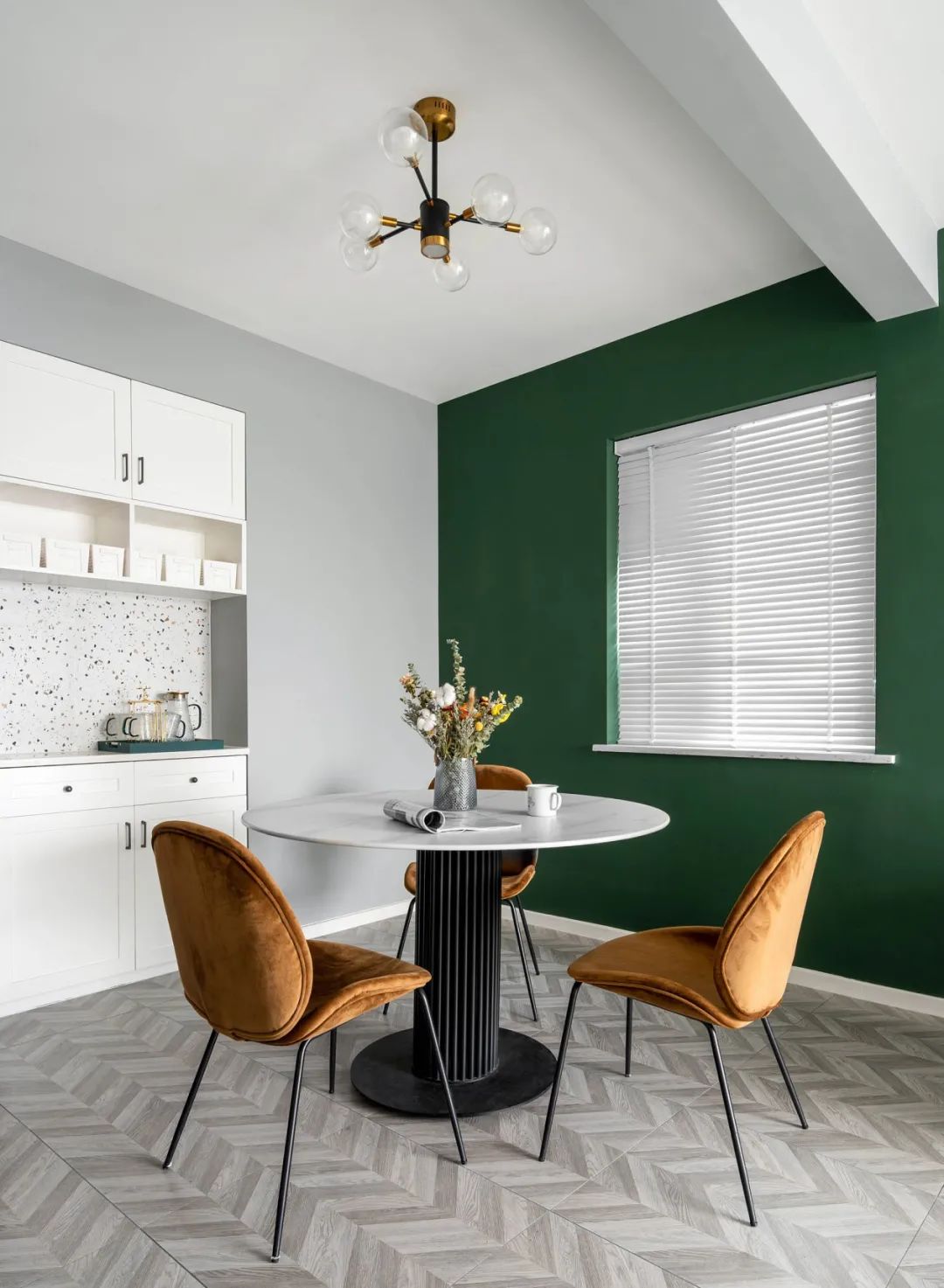 80m2老房大改造：不浪费1的m2复古风，一进门就赢了！