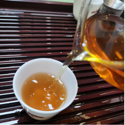 老李普洱茶 紧压茶的松紧会影响转化吗？