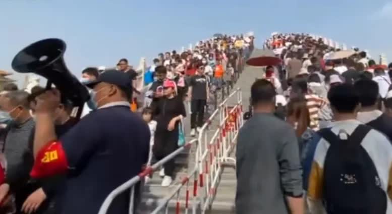 網(wǎng)紅景點 五一節(jié)后盤點哪些傳說中的網(wǎng)紅景點，畫面有多美，坑就有多深……