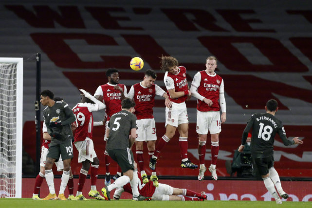 曼城|英超最新积分榜：曼城8连胜3分领跑，曼联创纪录却被拉开差距！