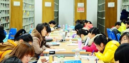 考研|一位母亲的痛诉：当同意孩子考研后，我才后悔，“刺伤”多少家庭