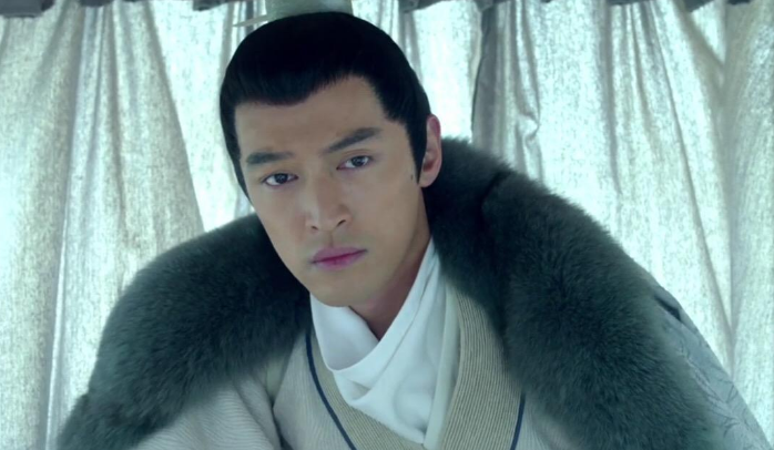 胡歌|灵儿嫁给逍遥哥哥，刘亦菲胡歌戏外牵手，性格家世看细节果真般配